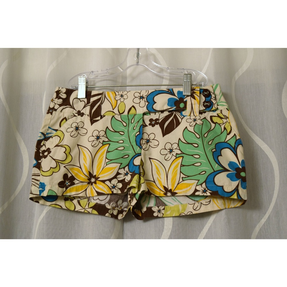 Cream Tropical Floral Cotton Summer Shorts | Size XS
